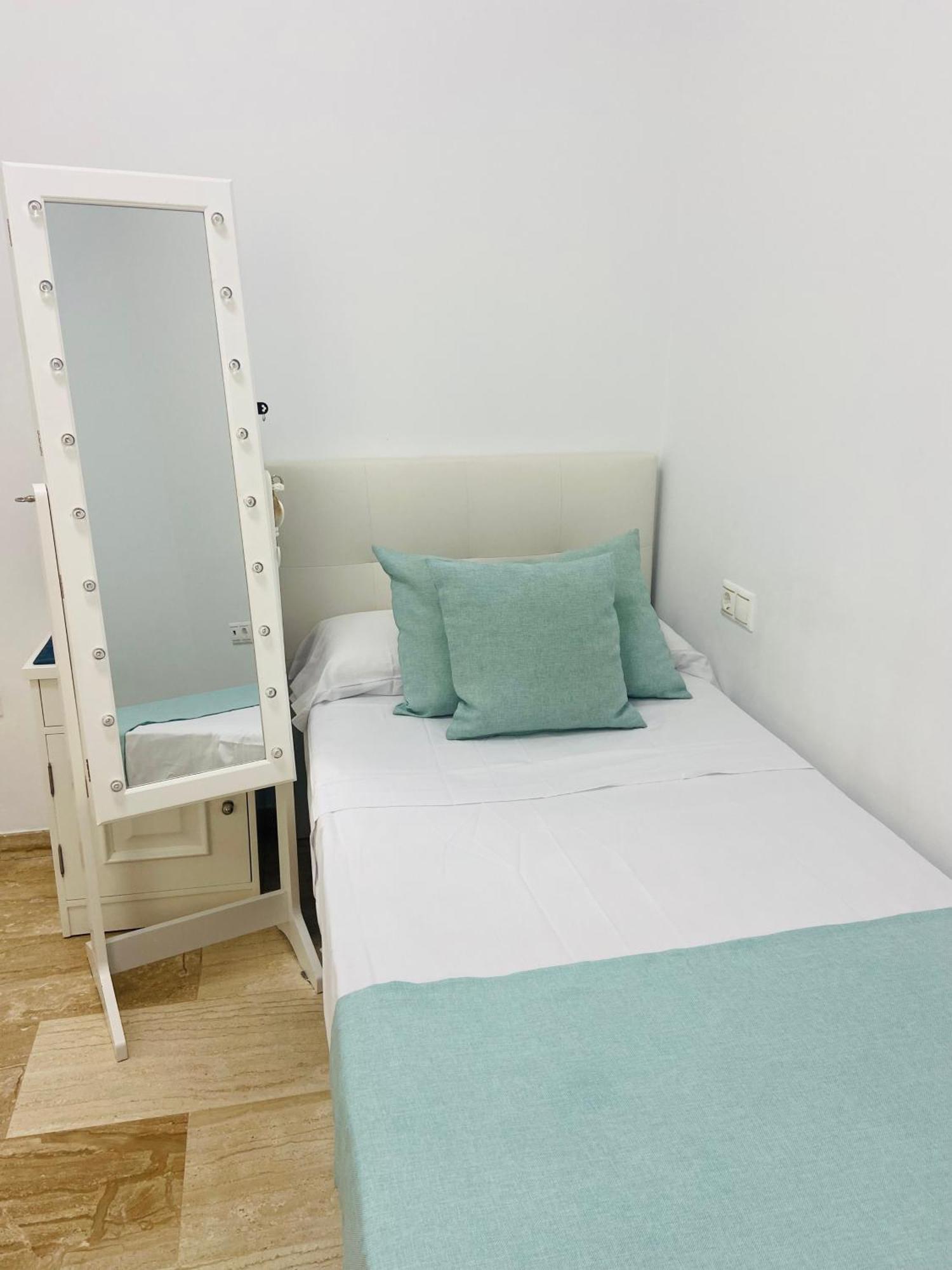 Appartamento Casa Mina Cadice Esterno foto